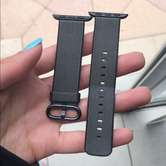 Bundle of 2 Apple Watch bands for 38 MM. - Picture 4 of 7